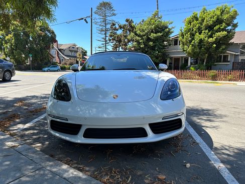 Used 2023 Porsche 718 Boxster RWD image 21