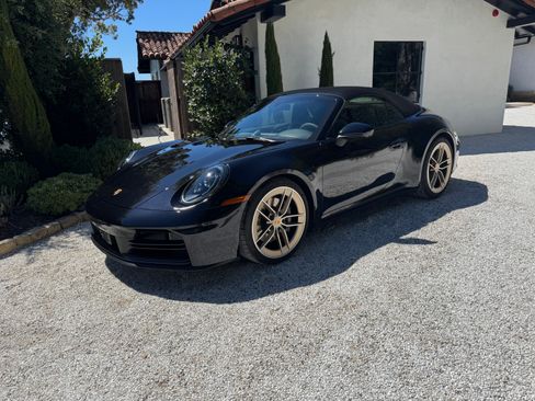 Used 2025 Porsche 911 Carrera image 13