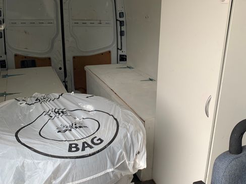 Used 2018 Mercedes-Benz Sprinter 2500 image 15