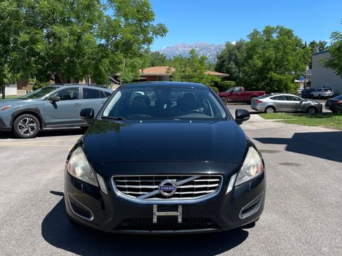 Used 2013 Volvo S60 T6 AWD/4WD image 4