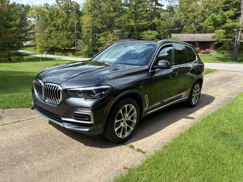 Used 2020 BMW X5 xDrive40i w/ Premium Package AWD/4WD image 1