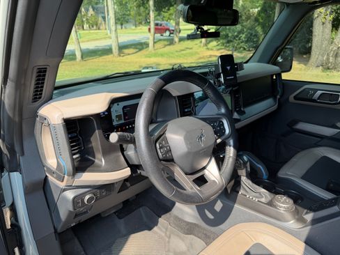 Used 2021 Ford Bronco Wildtrak AWD/4WD image 11