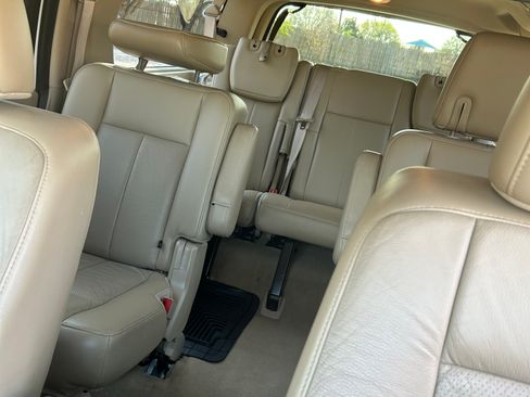 Used 2014 Ford Expedition EL XLT w/ Equipment Group 202A image 6