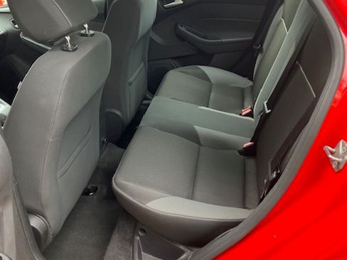 Used 2013 Ford Focus SE FWD image 11