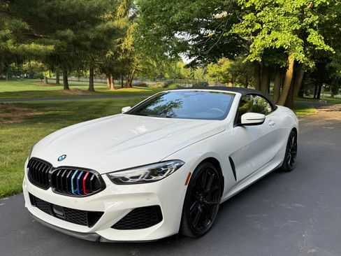 Used 2019 BMW M850i xDrive Convertible image 1