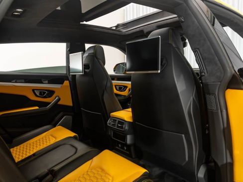 Used 2020 Lamborghini Urus AWD/4WD image 5