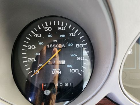 Used 1997 Dodge B2500 image 6