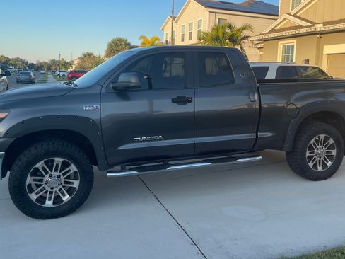 Used 2013 Toyota Tundra 2WD Double Cab image 5