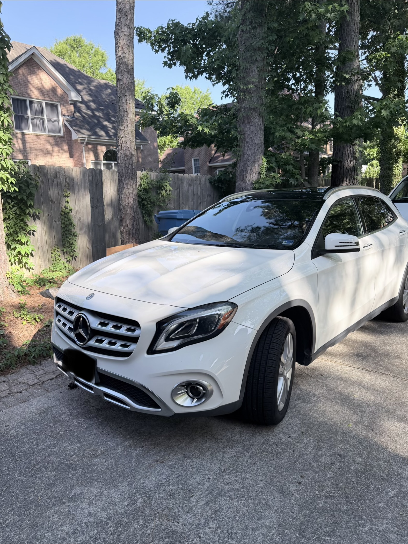 Used 2020 Mercedes-Benz GLA 250 4MATIC image 2