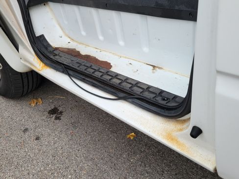 Used 2000 Chevrolet Astro image 30