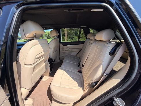 Used 2015 BMW X5 xDrive50i AWD/4WD image 9