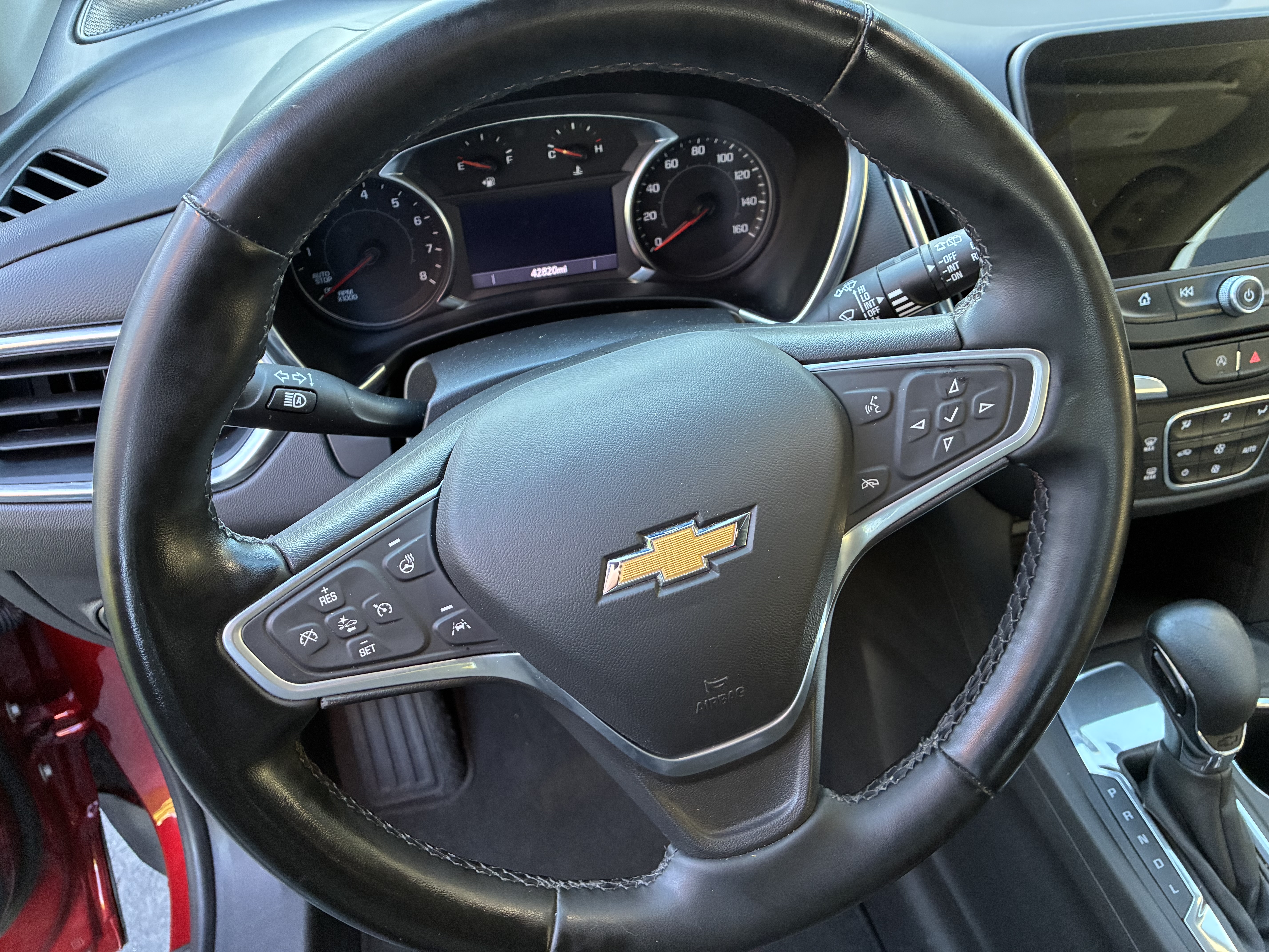 Used 2023 Chevrolet Equinox LT FWD image 16
