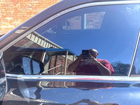 Used 2020 Toyota Highlander Platinum image 16