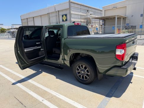 Used 2021 Toyota Tundra SR5 w/ Trail Edition AWD/4WD image 12