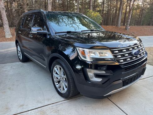Used 2016 Ford Explorer Limited FWD image 5
