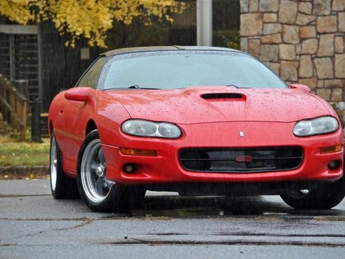 Used 2002 Chevrolet Camaro Z28 w/ SS Performance/Appearance Pkg image 16