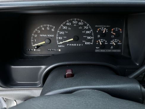 Used 1997 Chevrolet Tahoe 4WD 2-Door w/ Preferred Equipment Group 3 image 5