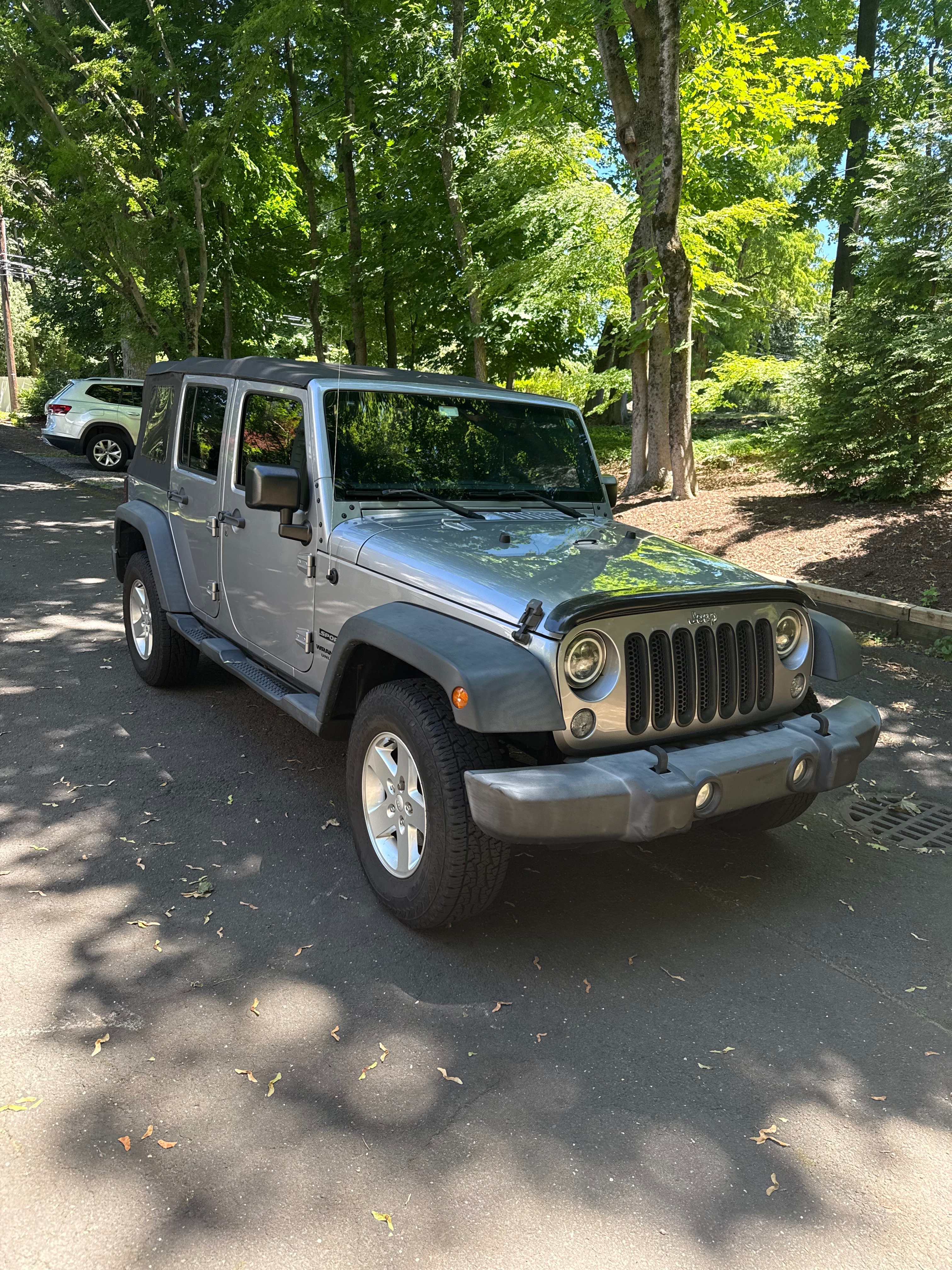 Used 2016 Jeep Wrangler Unlimited Sport AWD/4WD image 1