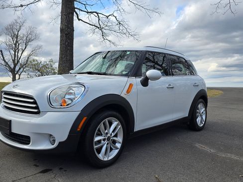 Used 2014 MINI Cooper Countryman image 10