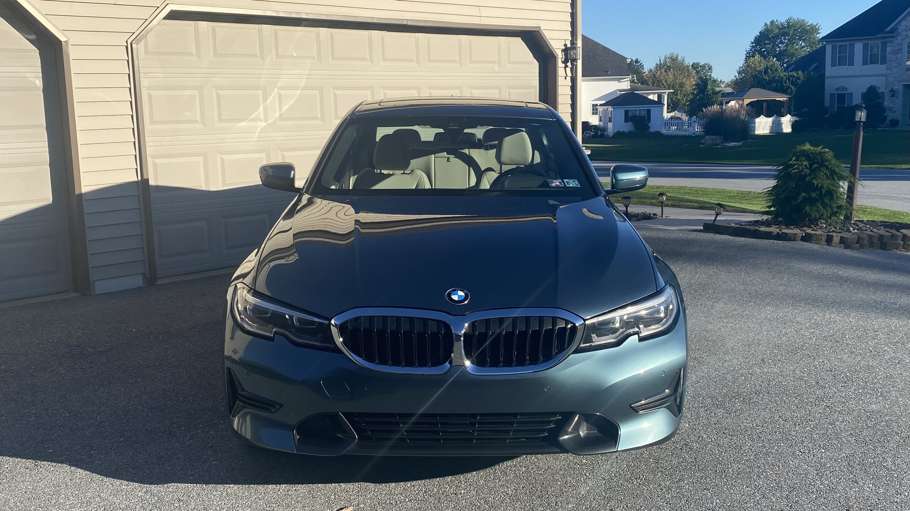 Used 2021 BMW 330i xDrive Sedan w/ Premium Package AWD/4WD image 4
