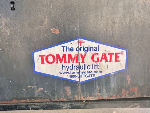 Used 2016 Ford E-350 and Econoline 350 Super Duty w/ Power Windows & Locks Group image 22