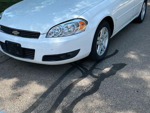 Used 2007 Chevrolet Impala LT FWD image 1