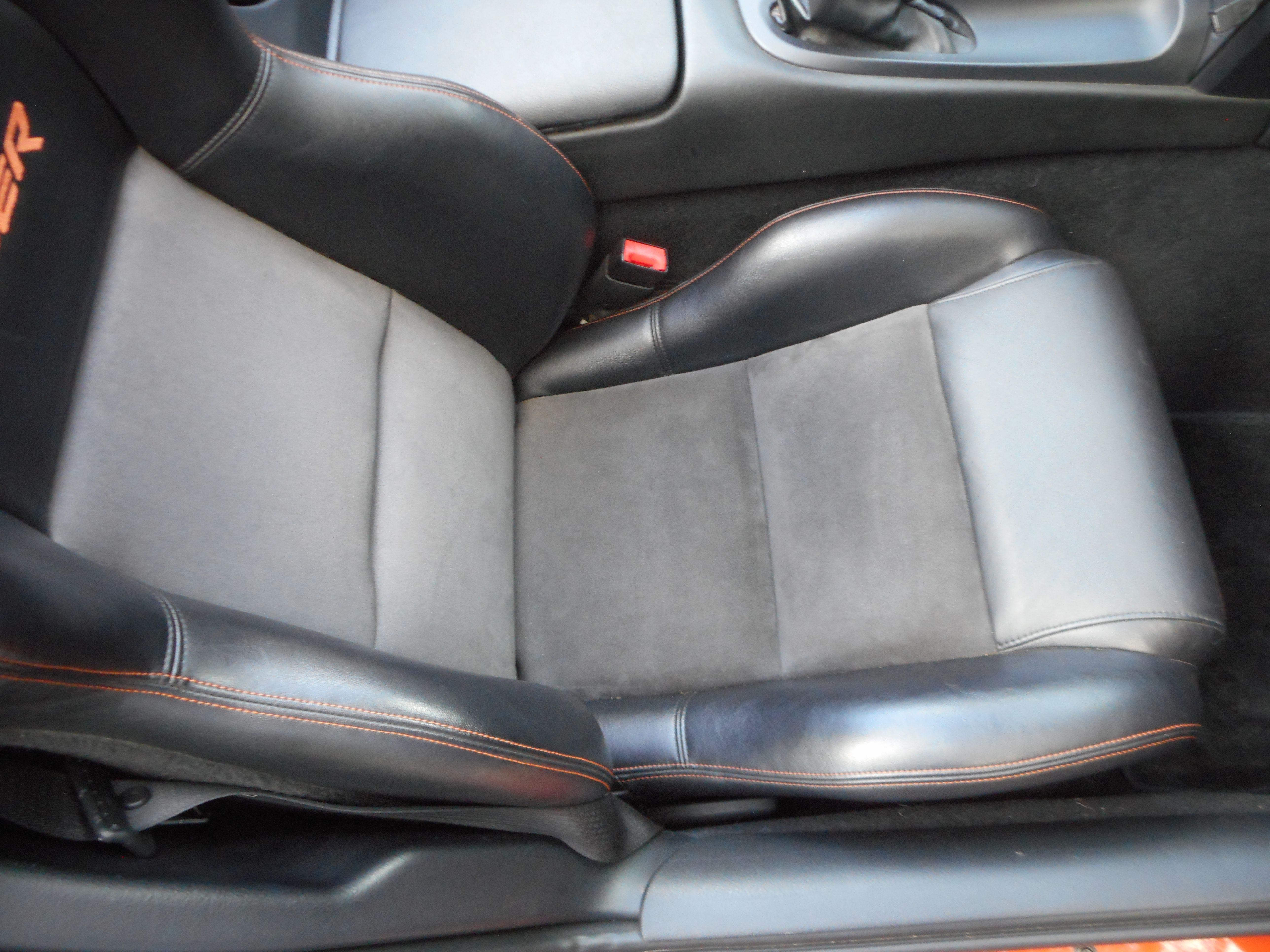 Used 2005 Dodge Viper SRT-10 w/ Copperhead Edition Group RWD image 28