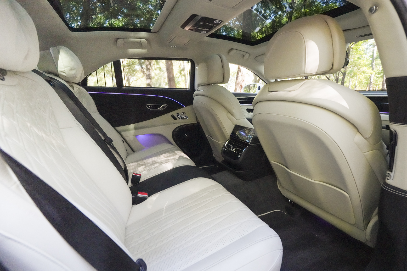 Used 2020 Bentley Flying Spur W12 w/ First Edition Specification AWD/4WD image 30