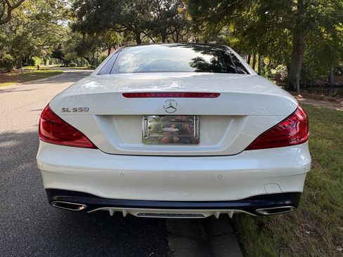 Used 2018 Mercedes-Benz SL 550 image 5