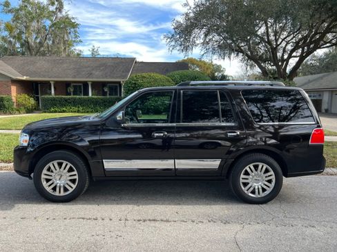 Used 2013 Lincoln Navigator 2WD w/ HD Trailer Tow Pkg image 10