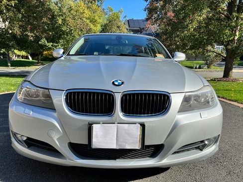 Used 2011 BMW 328i xDrive Sedan image 12