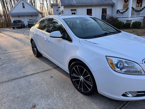 Used 2016 Buick Verano Sport Touring image 6