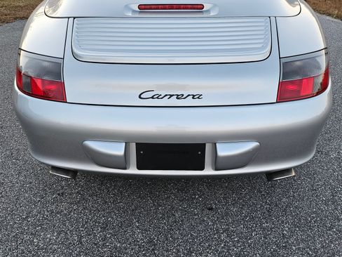 Used 2002 Porsche 911 Cabriolet image 2