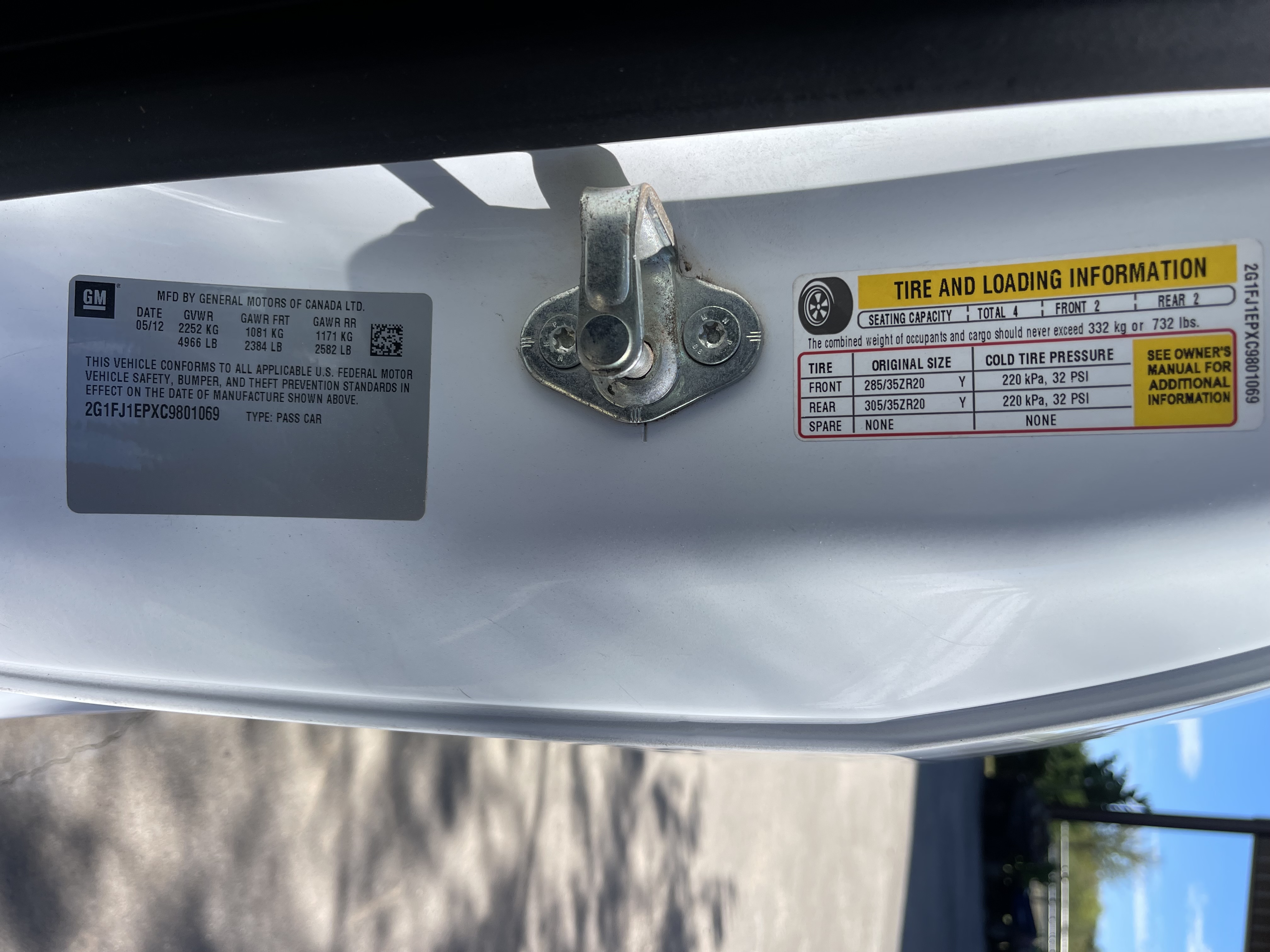 Used 2012 Chevrolet Camaro ZL1 RWD image 16