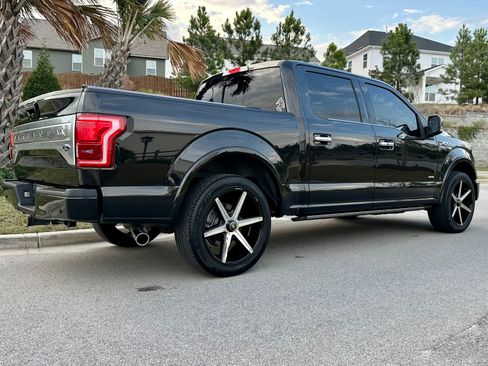 Used 2015 Ford F150 Platinum w/ Equipment Group 701A Luxury image 10