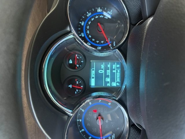 Used 2015 Chevrolet Cruze LT FWD image 10