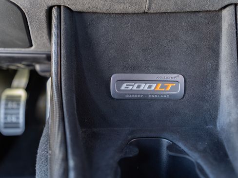 Used 2019 McLaren 600LT RWD image 28