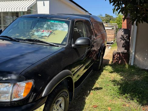 Used 2000 Toyota Tundra Limited AWD/4WD image 12