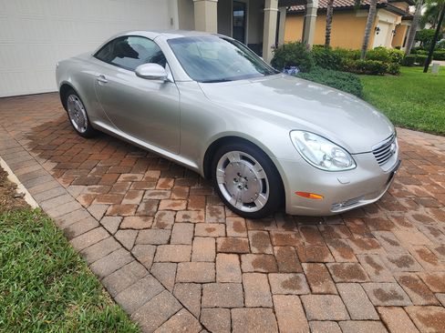 Used 2002 Lexus SC 430 Convertible image 1