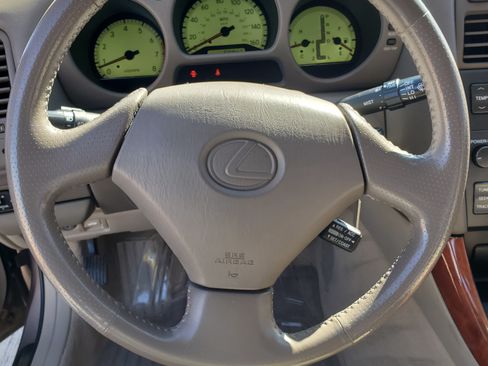 Used 1998 Lexus GS 300 image 16