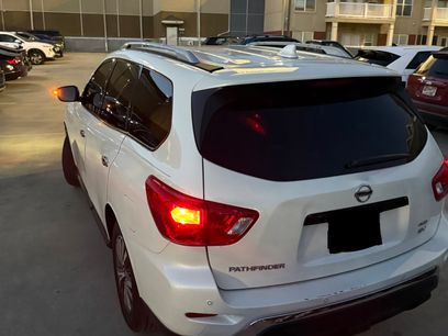 Used 2019 Nissan Pathfinder SV