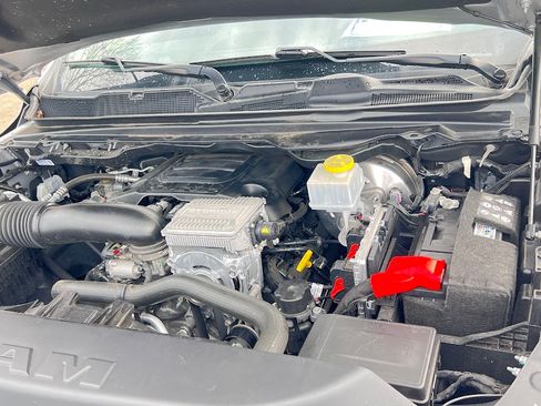 Used 2021 RAM 1500 Laramie image 13