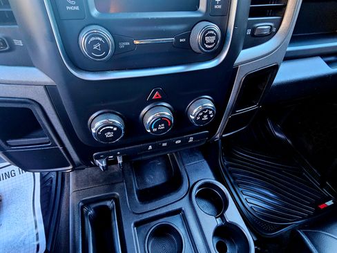 Used 2016 RAM 3500 Tradesman w/ Popular Equipment Group image 8