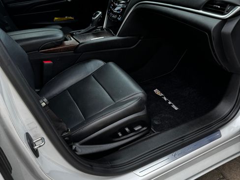 Used 2018 Cadillac XTS Luxury FWD image 19