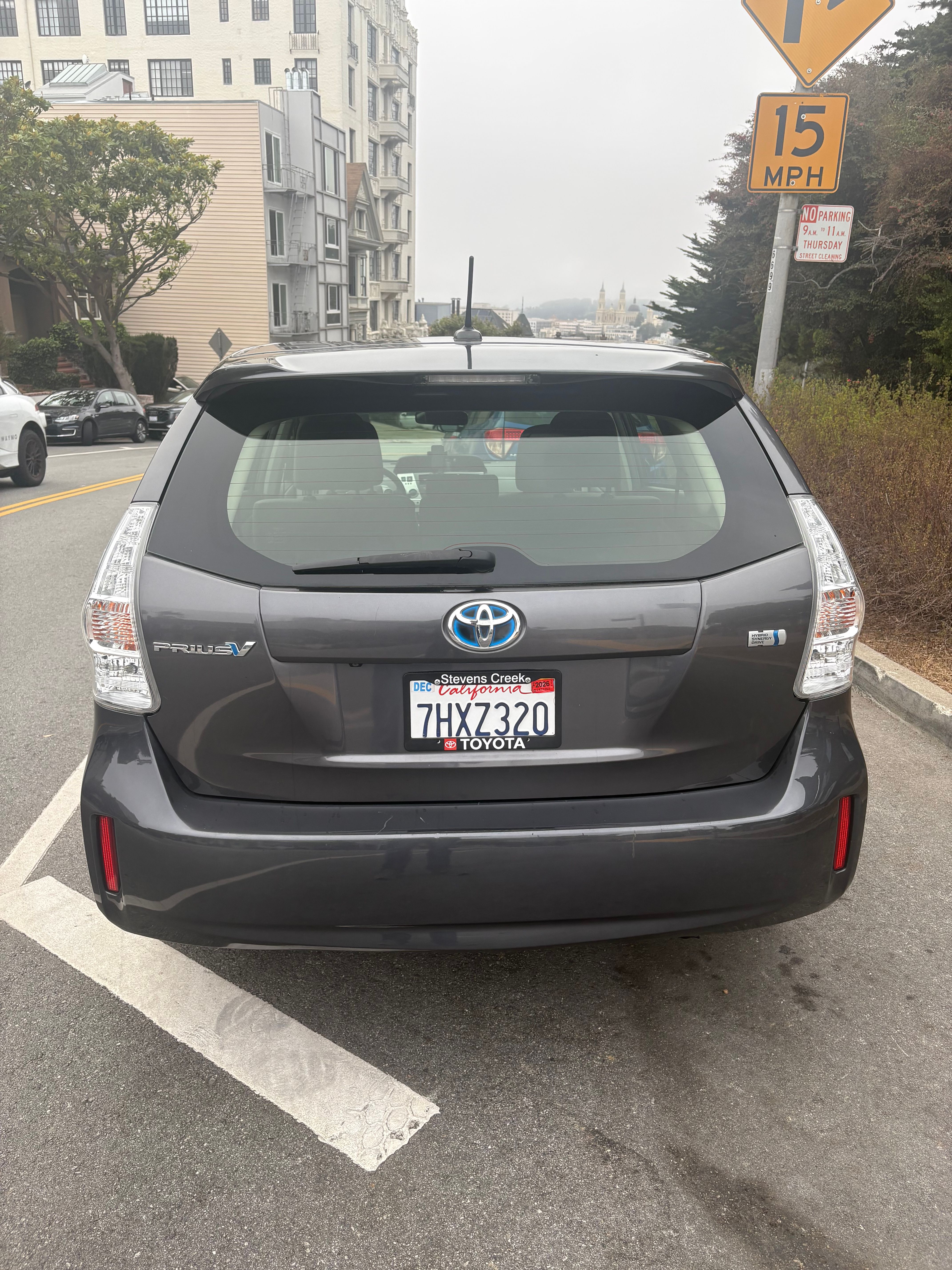 Used 2014 Toyota Prius V Three FWD image 12