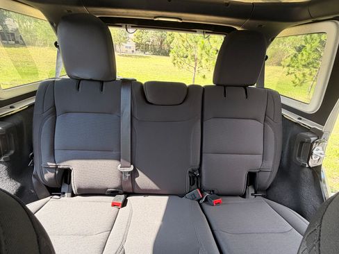 Used 2020 Jeep Wrangler Unlimited Sport S AWD/4WD image 8