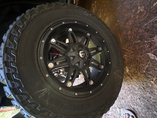 Used 2014 Jeep Wrangler Sport w/ Connectivity Group AWD/4WD image 14