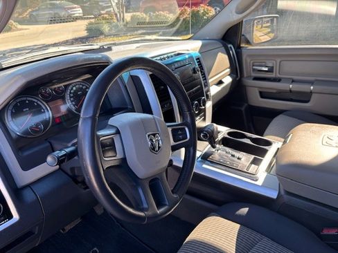 Used 2009 Dodge Ram 1500 Truck SLT w/ Popular Equipment Group image 12