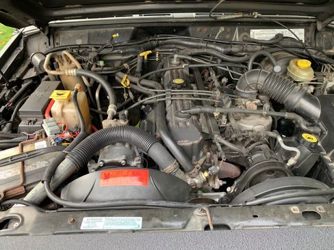 Used 2001 Jeep Cherokee Sport AWD/4WD image 16