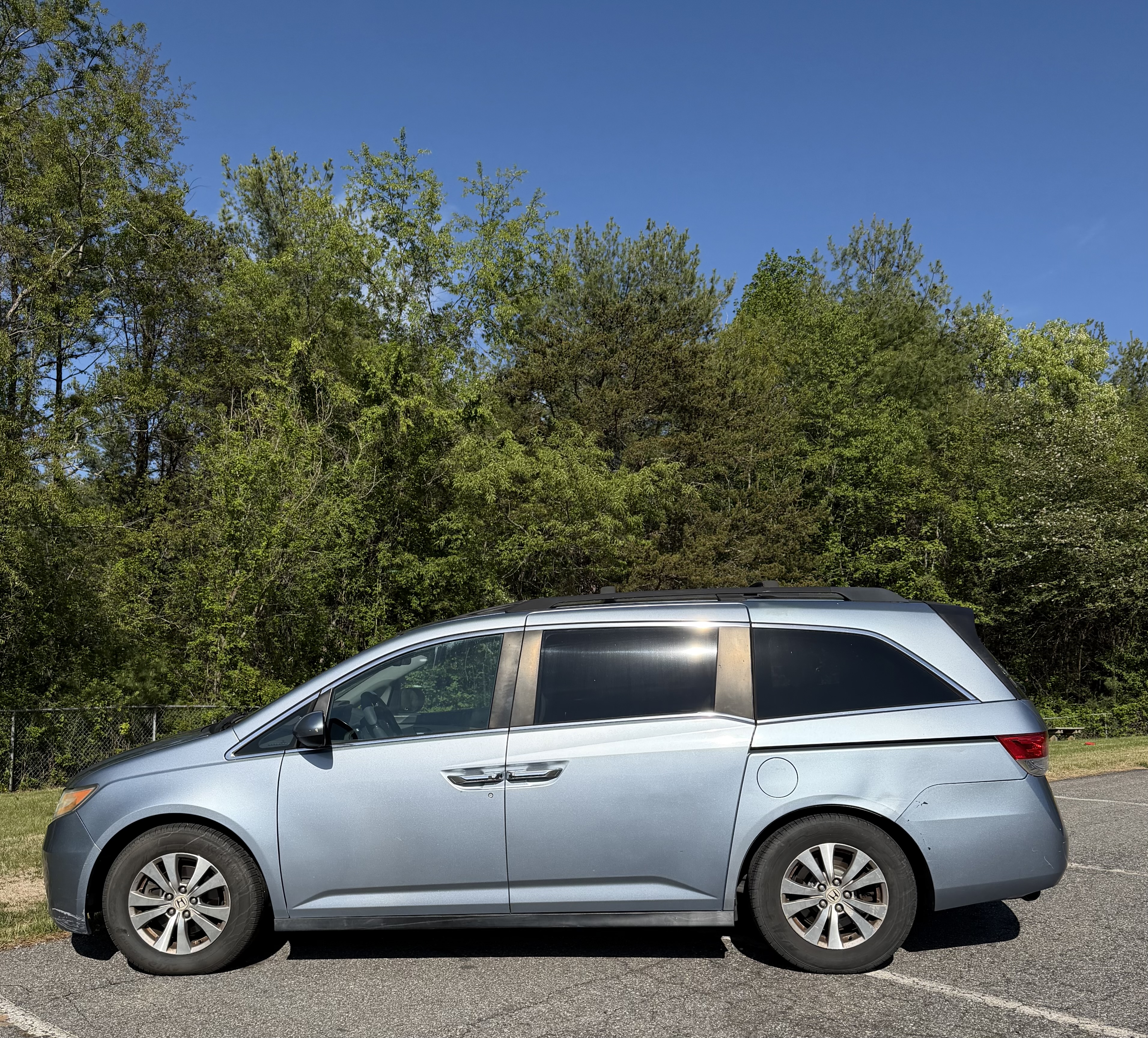 Used 2014 Honda Odyssey EX-L image 1